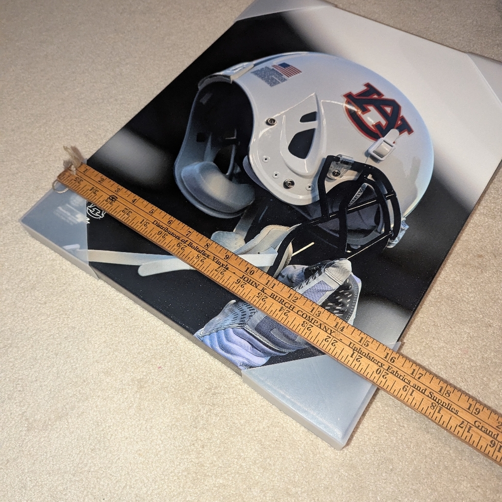 Auburn University Tigers Helmet Spotlight 16"x20" Stretched Canvas - Picture 9 of 10